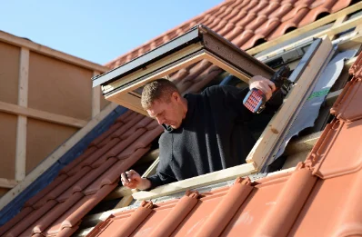 Pose de fenêtres de toit Velux à la Trinité